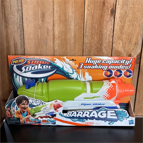 Super Soaker Scatter Blast Squirt Gun