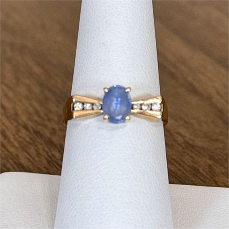 14k Gold Diamond & Light Blue Gemstone Ring - Size 7.5 - 3.15g