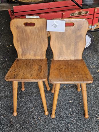 (2) Children's Wood Chairs