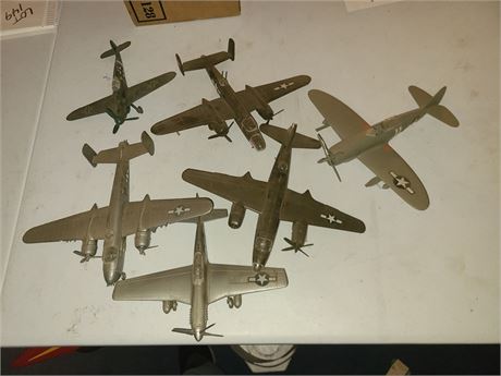 Nice Collection of Plastic WWII Model Planes - Some Parts Missing