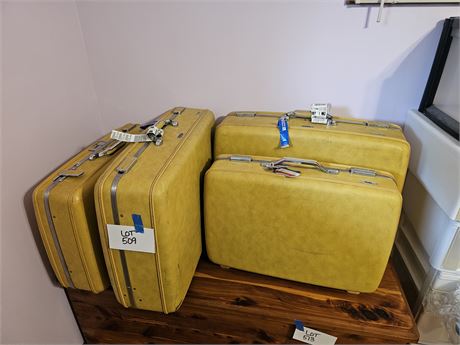 Escort American Hard Case 4-Piece Luggage Set