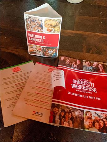 MEMORABILIA LOT - Spaghetti Warehouse Marketing & Menu Lot