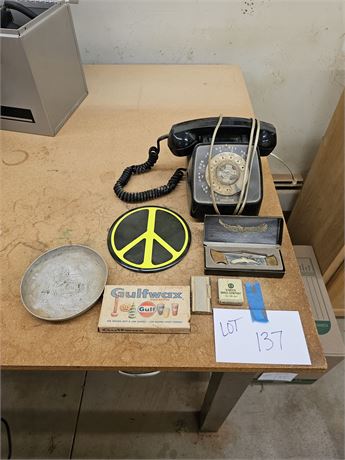 Mixed Vintage Lot: Zippo Lighter / Rotary Phone / Pocket Knife & More