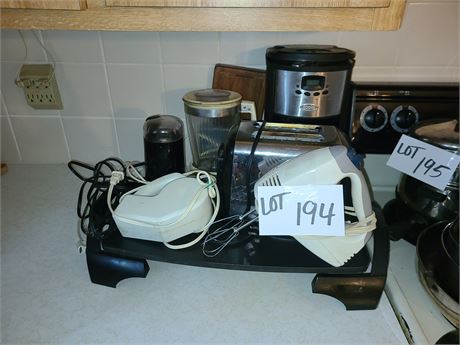 Sm. Kitchen Appliances:Cook's Coffee Pot/B&D Mixer/Toaster/Coffee Grinder & More