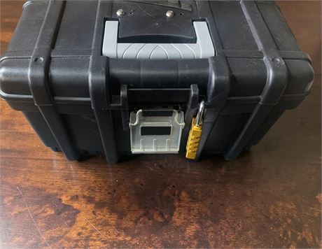 Husky Heavy-Duty Storage Case/Tool Box W4-Dial Combination Lock