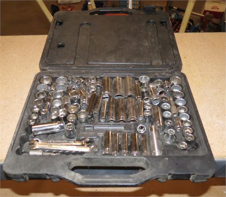 Assorted Craftsman Sockets