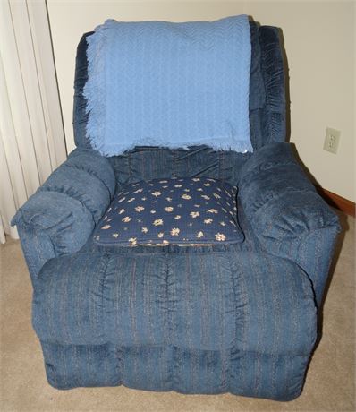 Washington Furniture Manufacturing Co. Recliner