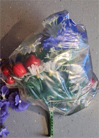 Artificial Daisy & Cornflower Wildflower Bunches Lot - 1 Box