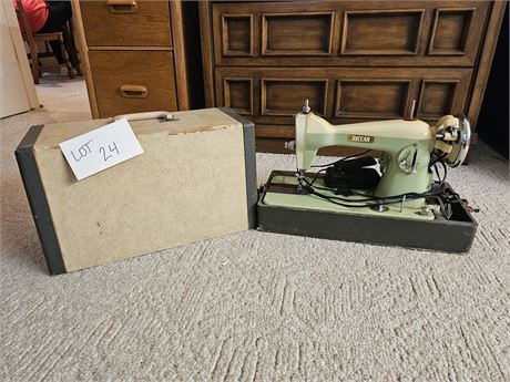 Vintage Riccar Sewing Machine - 1950's Era