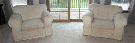 2 Matching Living Room Chairs
