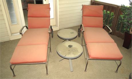 Loungers, Tables