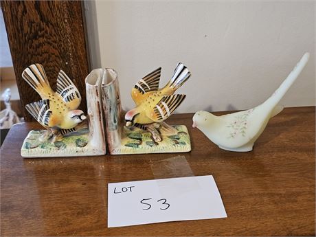 Fenton Custard Yellow Bird & Vintage Yellow Finch Ceramic Bookends