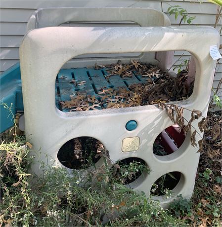 Step2 Naturally Playful Playhouse Climber & Swing Extension