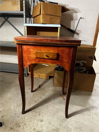 Sewing Table with Vintage Sewing Machine