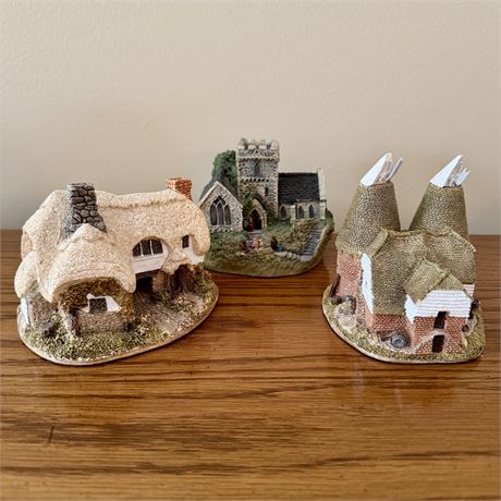 Lilliput Lane & Christopher Holt Miniature Cottages