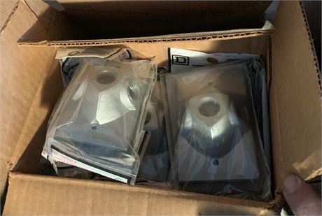Die Cast Metal Weatherproof Electrical Box/Lampholder Covers Lot - 1 Box
