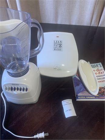 George Foreman Grill and Ostersizer Blender Lot