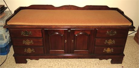 Lane Cedar Chest