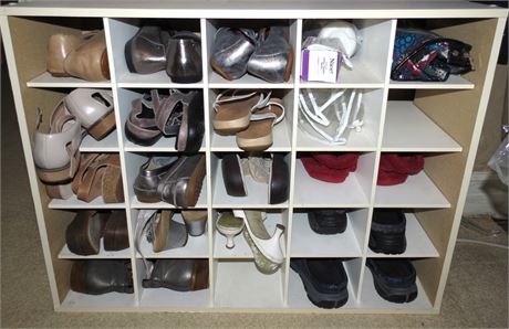 Women's Shoes Cleanout