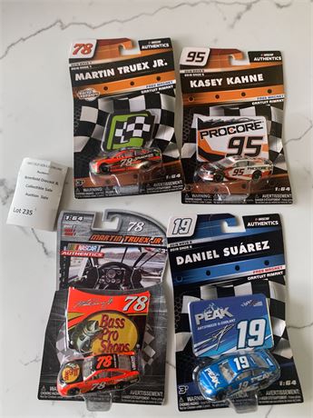 NASCAR Authentics Cars Featuring Martin Truex Jr, Kasey Kahne & Daniel Suárez