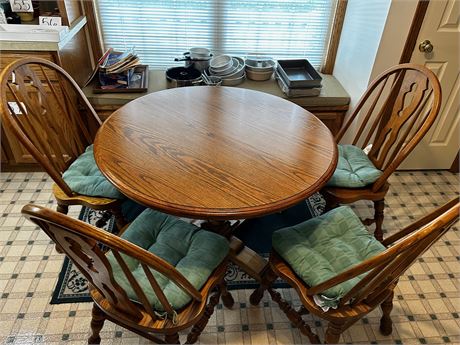 Cochrane Round Dining Table and 4 Chairs