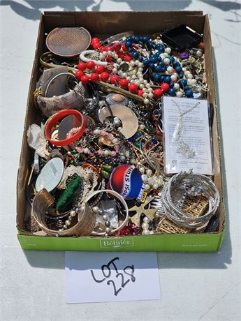 Flat Full Of Mixed Costume Jewelry Maker, Style & Color Vary- Necklaces