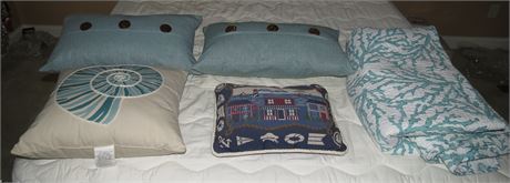 Throw Pillows, Blanket