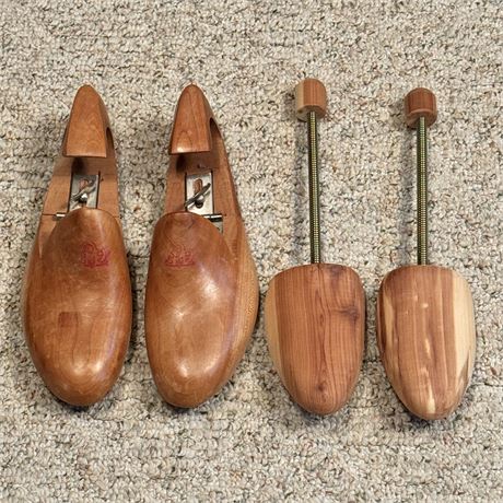 2 Pair Wooden Shoe Forms/Stretchers