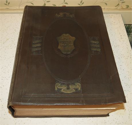 The Volume Library Vintage Book