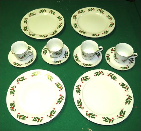 12pc Christmas Dinnerware