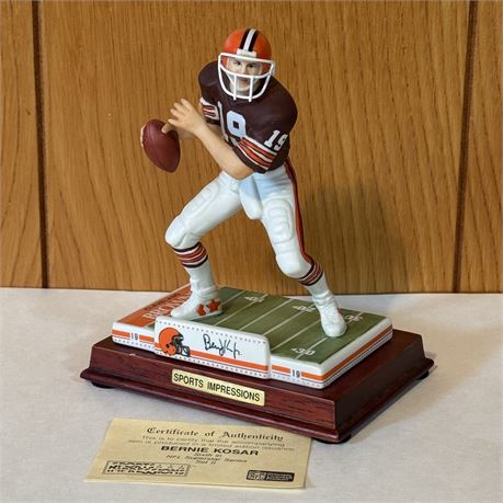 1991 Cleveland Browns Bernie Kosar Sports Impression Figurine & Stand