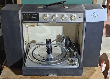 RCA Victor Total Sound Stereo Tube Type Turn Table & Speakers