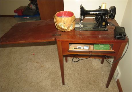 Vintage Singer Sewing Machine