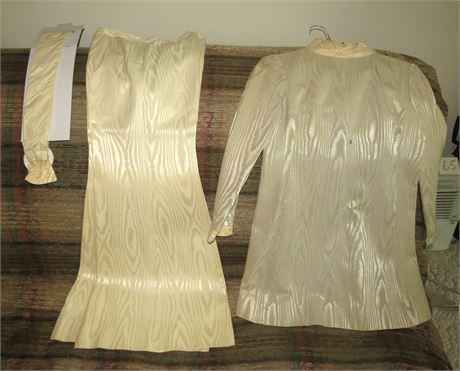 Vintage Women's Clothing