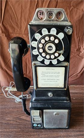 Thomas America Corp. Reproduction Vintage Push Button Phone Model PP8