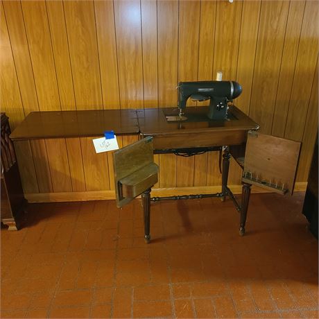 Kenmore-Rota Matte Black Bullet Sewing Machine & Wood Cabinet