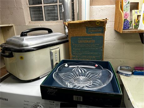 Westinghouse Roaster, Platter and 30 cup coffeemaker