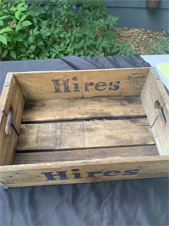 Vintage Durabilt Hires Wood Crate Storage Soda Pop Advertising