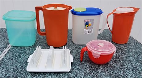 Tupperware Pitcher, Other Containers, Pitchers