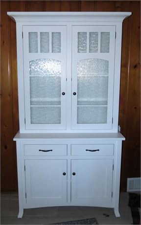 Lighted Hutch
