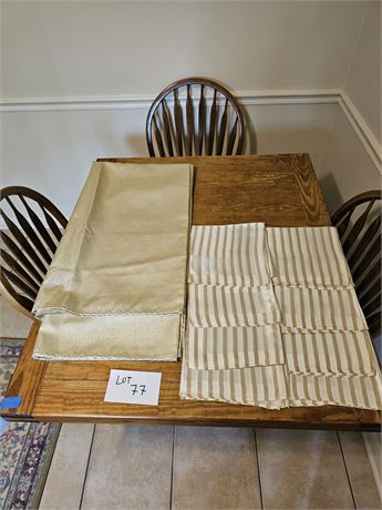 Set of 8 Satin Gold Stripe Napkins & Extra Long Gold Table Cloth