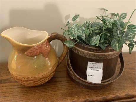 Rome Beauty Red Delicious Fall Ceramic Pitcher With Leaf Weaved Basket Design