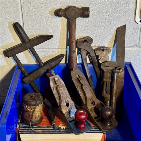 Planes and Old Hand Tools Lot