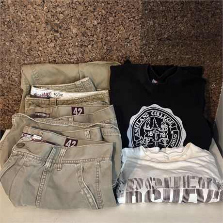 Vintage Men's Old Navy Cargo Shorts (42), Aero Cargo Pants (40) and More