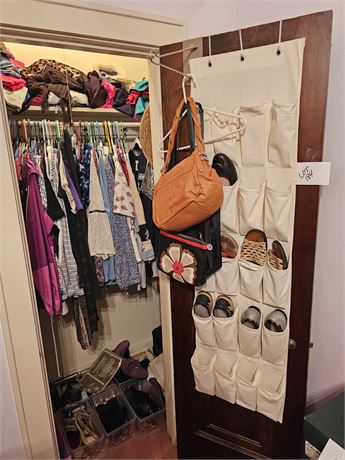 Closet Cleanout: Large Lot of Ladies All Season Clothing & Shoes