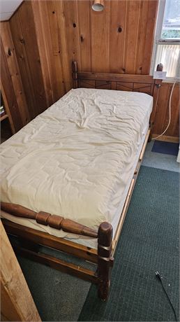 Vintage Wood Single Bed