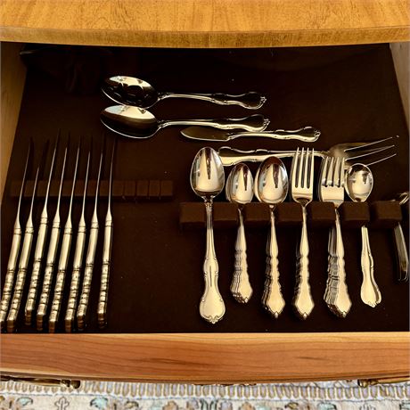 Cambridge 18-8 Stainless Flatware Set - Service for 8