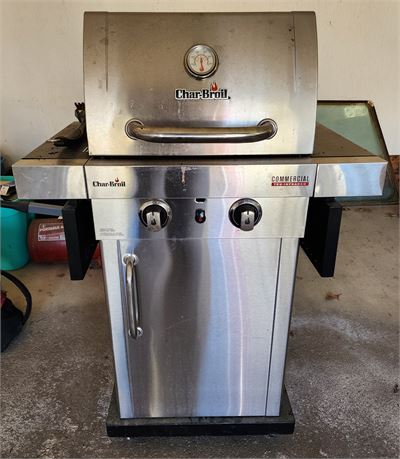 Charbroil Gas Grill