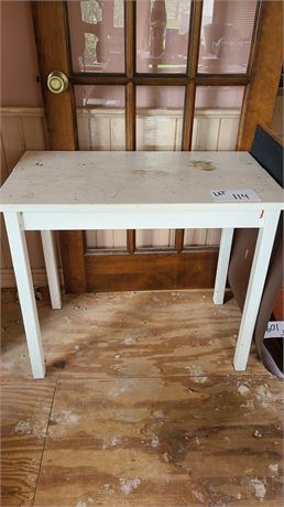 White Painted Wood Table