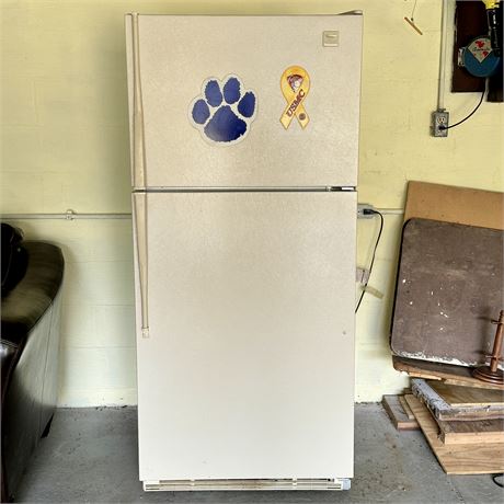 Whirlpool Refrigerator Freezer - Model ET18GK